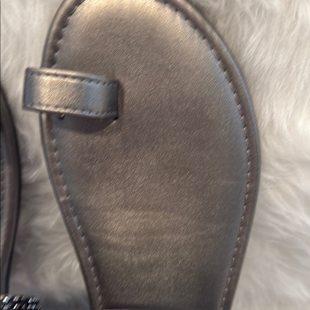 Shade & Shore Silver Sandals with Sparkling Rhinestones - Picture 4 of 5